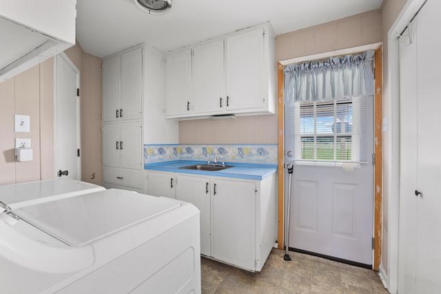 1900 S Shore Drive, Bonham, TX 75418