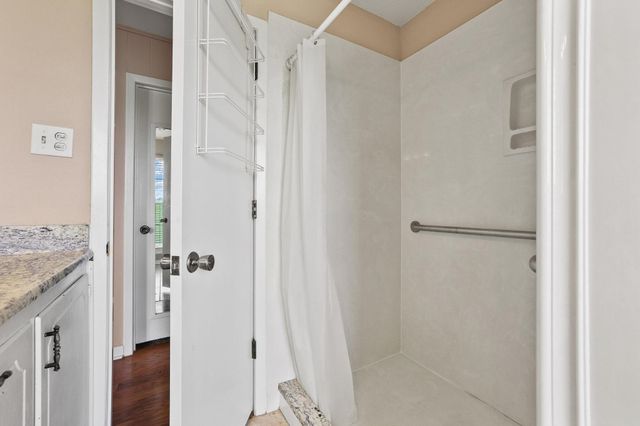 1900 S Shore Drive, Bonham, TX 75418