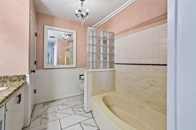 1900 S Shore Drive, Bonham, TX 75418