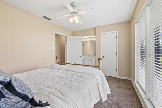 1900 S Shore Drive, Bonham, TX 75418