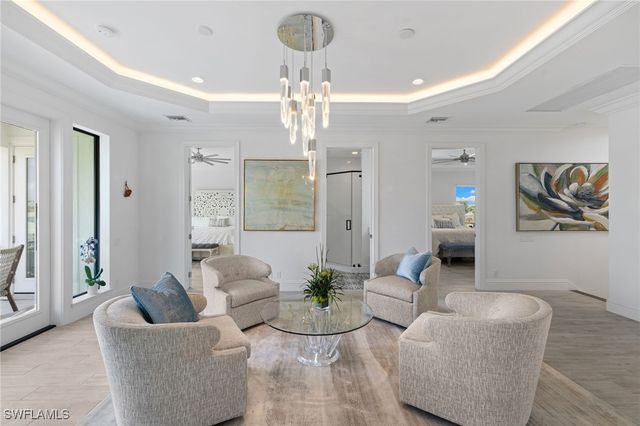 279 HERON AVE, Naples, FL 34108