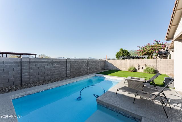 2759 W Apollo Road, Phoenix, AZ 85041