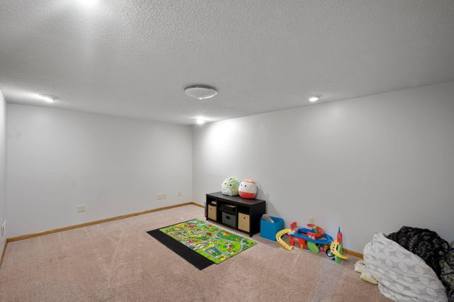 15831 Eland Street NW, Anoka, MN 55303