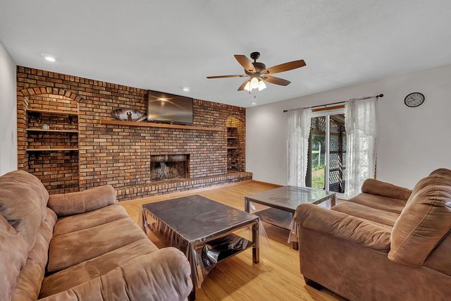 511 S Kankakee Street, Godley, IL 60407