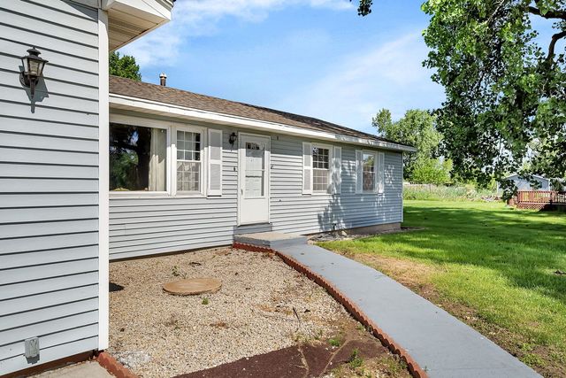 511 S Kankakee Street, Godley, IL 60407