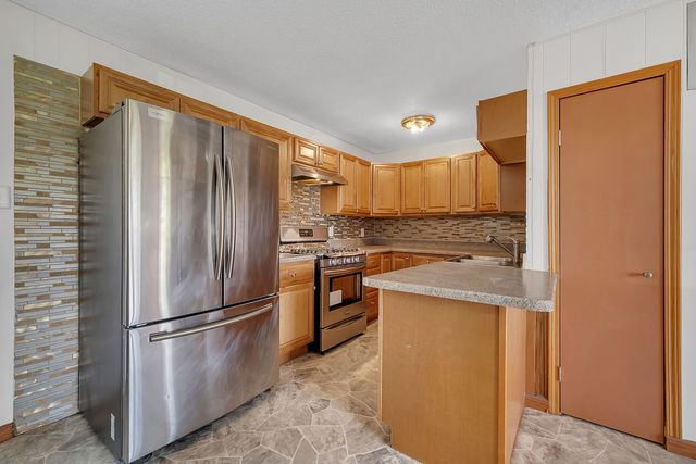 511 S Kankakee Street, Godley, IL 60407