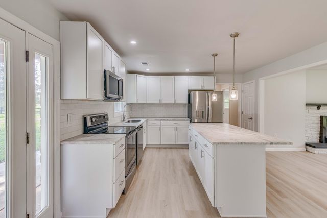 2450 Vince Road, Nicholasville, KY 40356