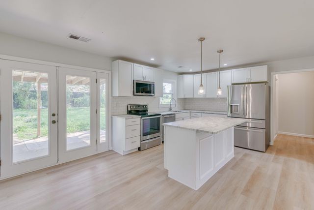 2450 Vince Road, Nicholasville, KY 40356