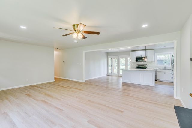 2450 Vince Road, Nicholasville, KY 40356