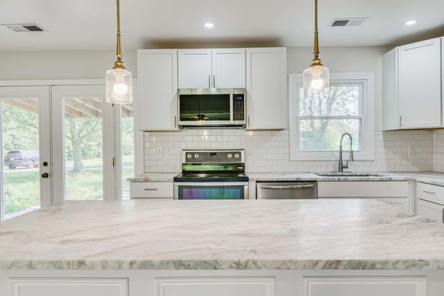 2450 Vince Road, Nicholasville, KY 40356