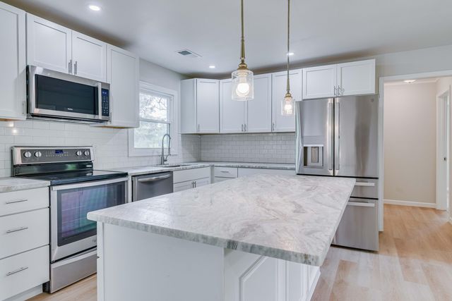 2450 Vince Road, Nicholasville, KY 40356