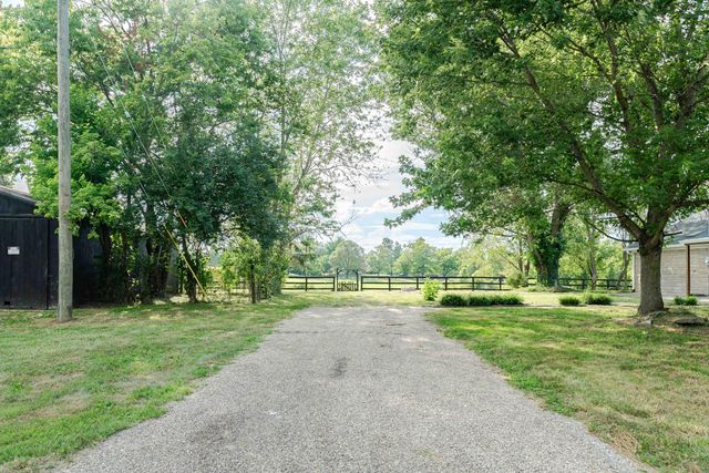 2450 Vince Road, Nicholasville, KY 40356