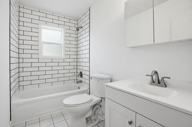 1419 N Jay Avenue, Griffith, IN 46319