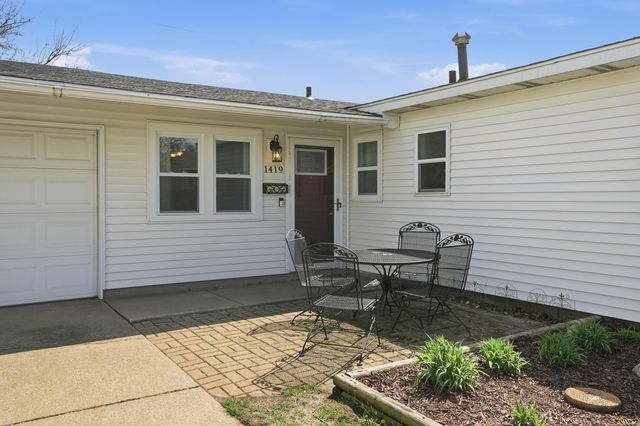 1419 N Jay Avenue, Griffith, IN 46319