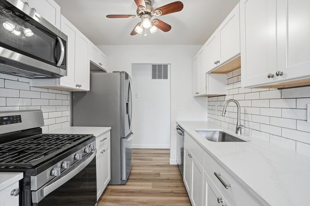 1419 N Jay Avenue, Griffith, IN 46319