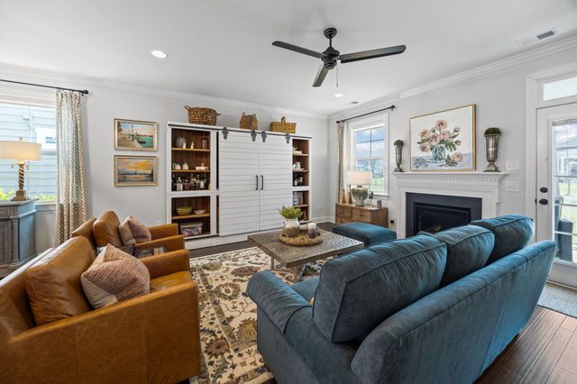 152 Calm Water Way, Summerville, SC 29486