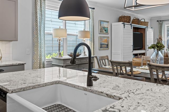 152 Calm Water Way, Summerville, SC 29486