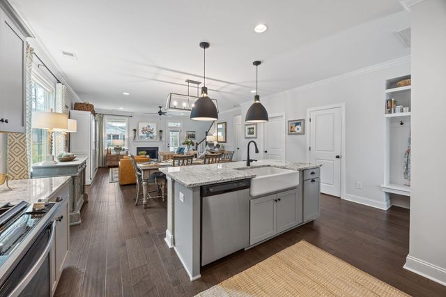 152 Calm Water Way, Summerville, SC 29486