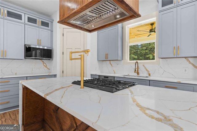 1960 Lost Mountain Road, Powder Springs, GA 30127