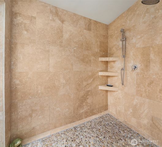 11029 Totem Pole Lane, Woodway, WA 98020