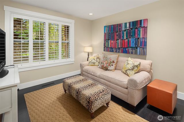 11029 Totem Pole Lane, Woodway, WA 98020