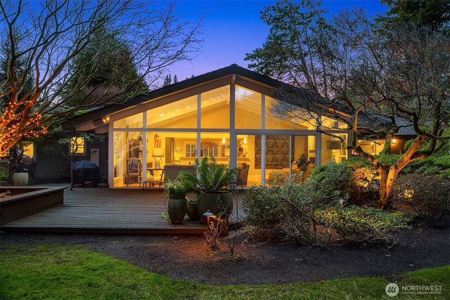 11029 Totem Pole Lane, Woodway, WA 98020