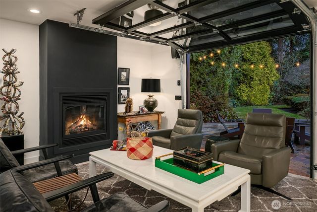 11029 Totem Pole Lane, Woodway, WA 98020