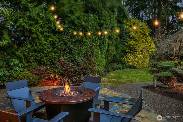 11029 Totem Pole Lane, Woodway, WA 98020