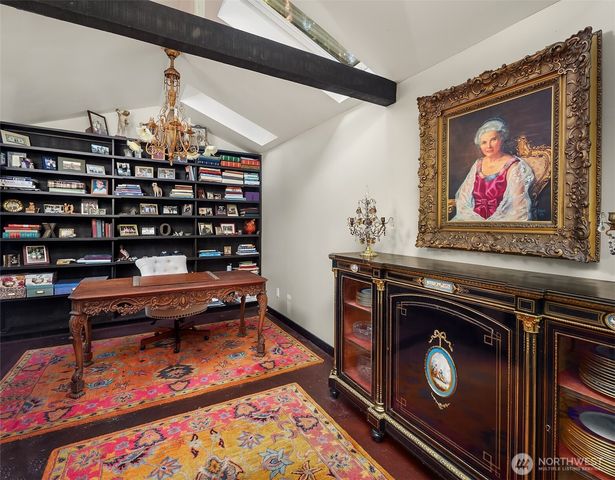 11029 Totem Pole Lane, Woodway, WA 98020