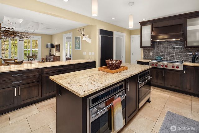 11029 Totem Pole Lane, Woodway, WA 98020