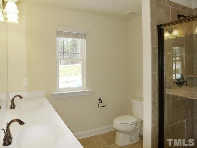 112 Bella Drive, Chapel Hill, NC 27516