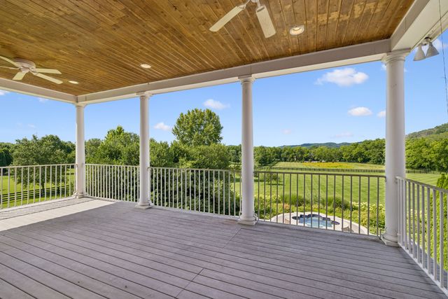 2420 Hidden River Ln, Franklin, TN 37069