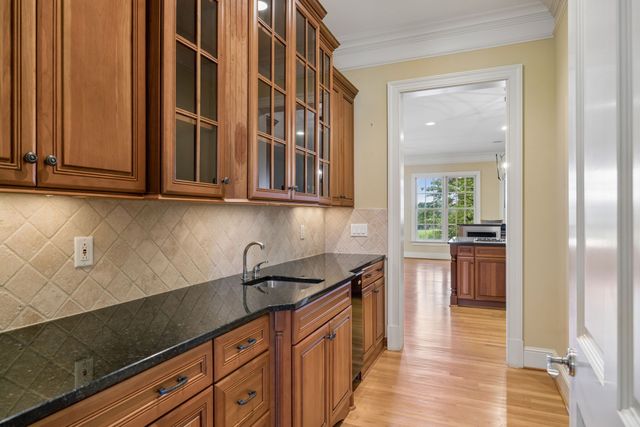 2420 Hidden River Ln, Franklin, TN 37069