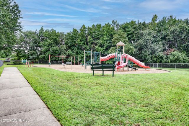 65 County Road 71, Cliffwood, NJ 07721