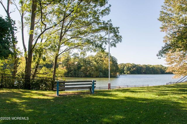 65 County Road 71, Cliffwood, NJ 07721
