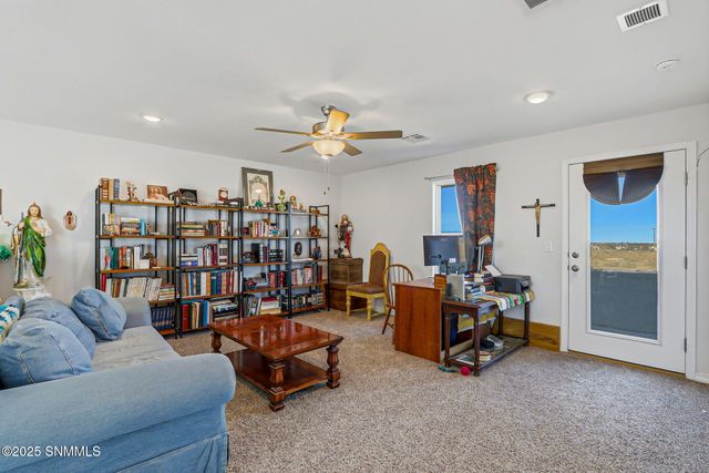 576 La Entrada Circle, Sunland Park, NM 88063