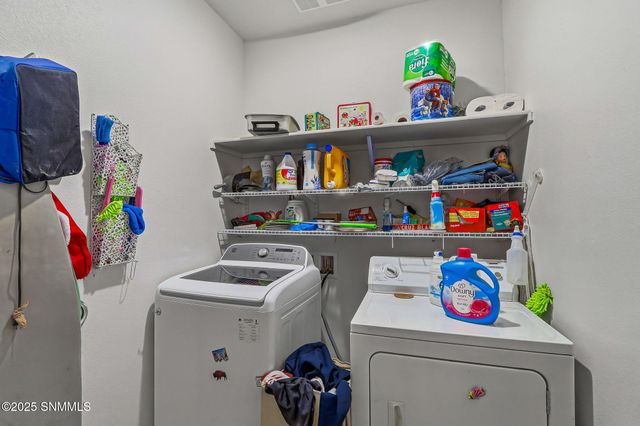 576 La Entrada Circle, Sunland Park, NM 88063