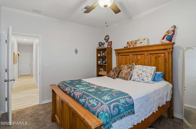 576 La Entrada Circle, Sunland Park, NM 88063