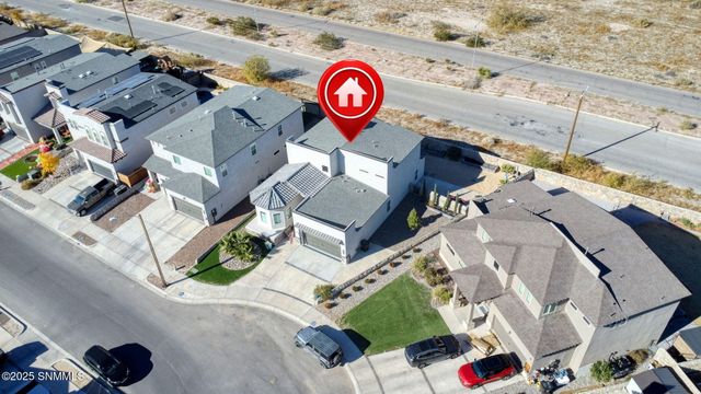 576 La Entrada Circle, Sunland Park, NM 88063