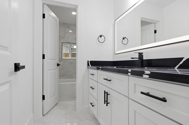 6814 Greenhurst Street, Houston, TX 77091