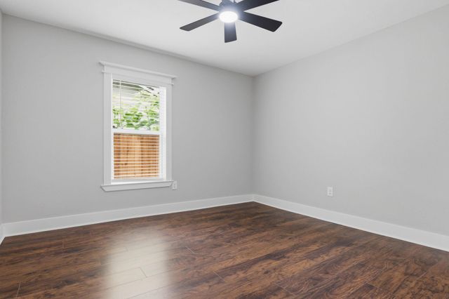 6814 Greenhurst Street, Houston, TX 77091