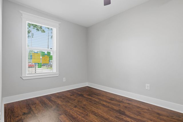 6814 Greenhurst Street, Houston, TX 77091