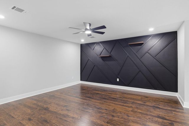 6814 Greenhurst Street, Houston, TX 77091