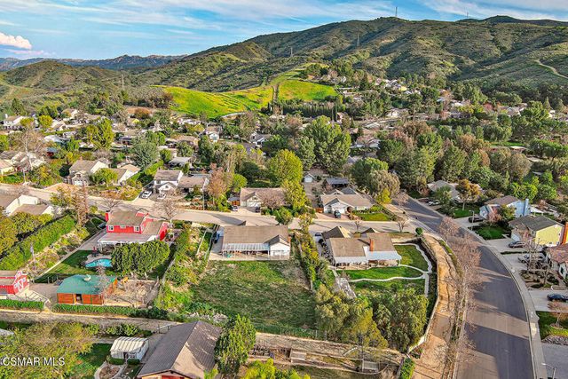 221 Hazelridge Court, Simi Valley, CA 93065