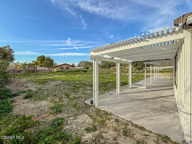 221 Hazelridge Court, Simi Valley, CA 93065