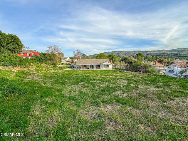 221 Hazelridge Court, Simi Valley, CA 93065