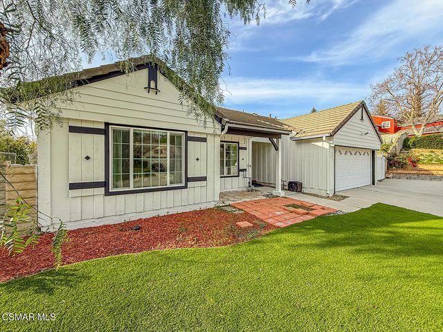 221 Hazelridge Court, Simi Valley, CA 93065