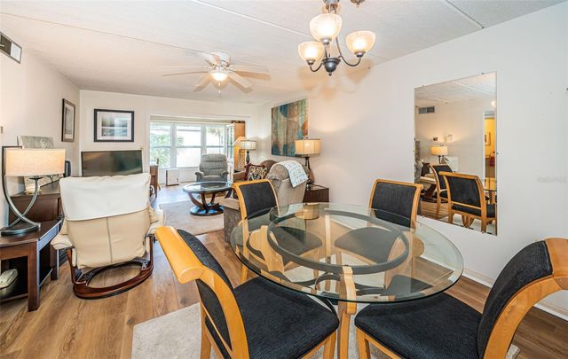 920 VIRGINIA STREET 302, Dunedin, FL 34698