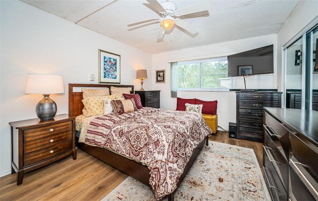 920 VIRGINIA STREET 302, Dunedin, FL 34698