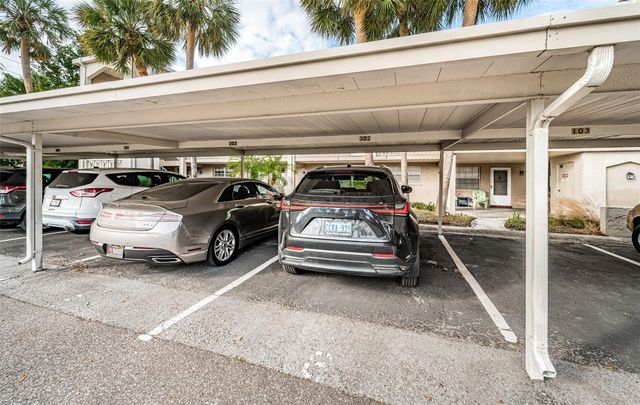 920 VIRGINIA STREET 302, Dunedin, FL 34698